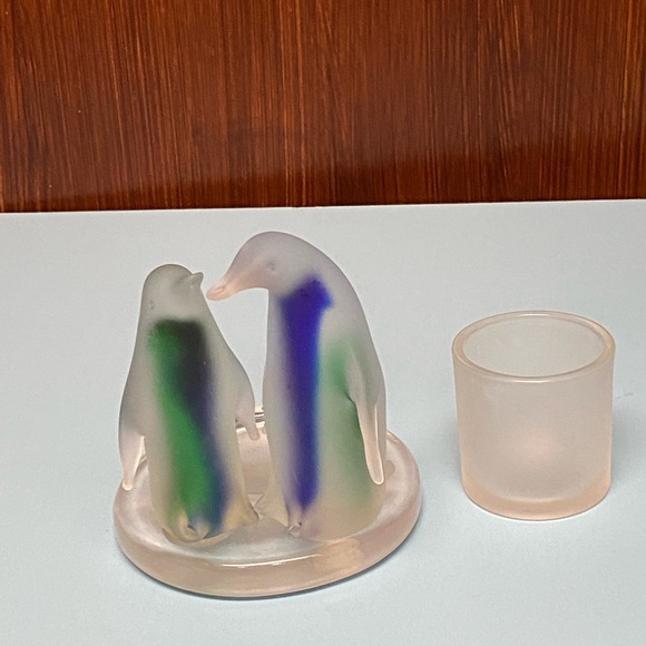 Partylite purple and green frosted Glass Candle Holder Penguins Shaped - Picture 2 of 13